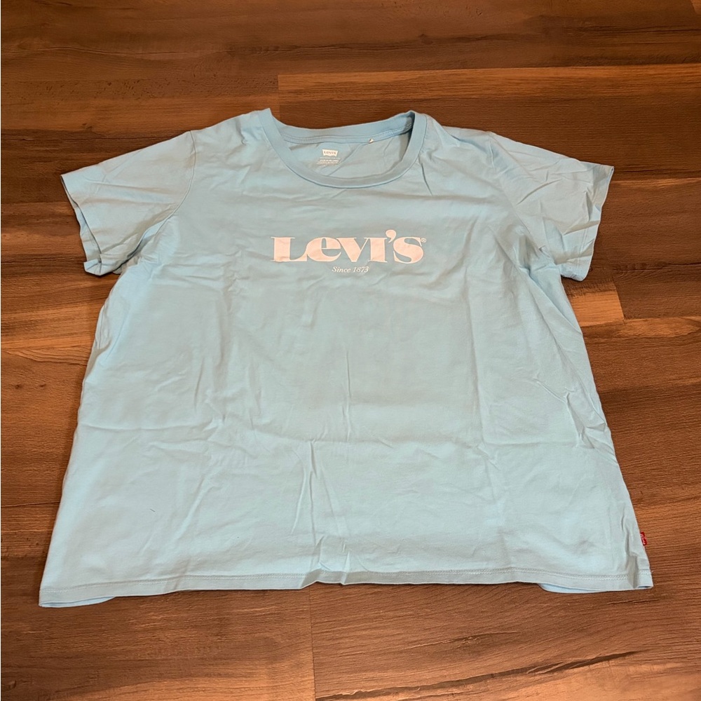 Levi's Light Blue Short Sleeve Tee